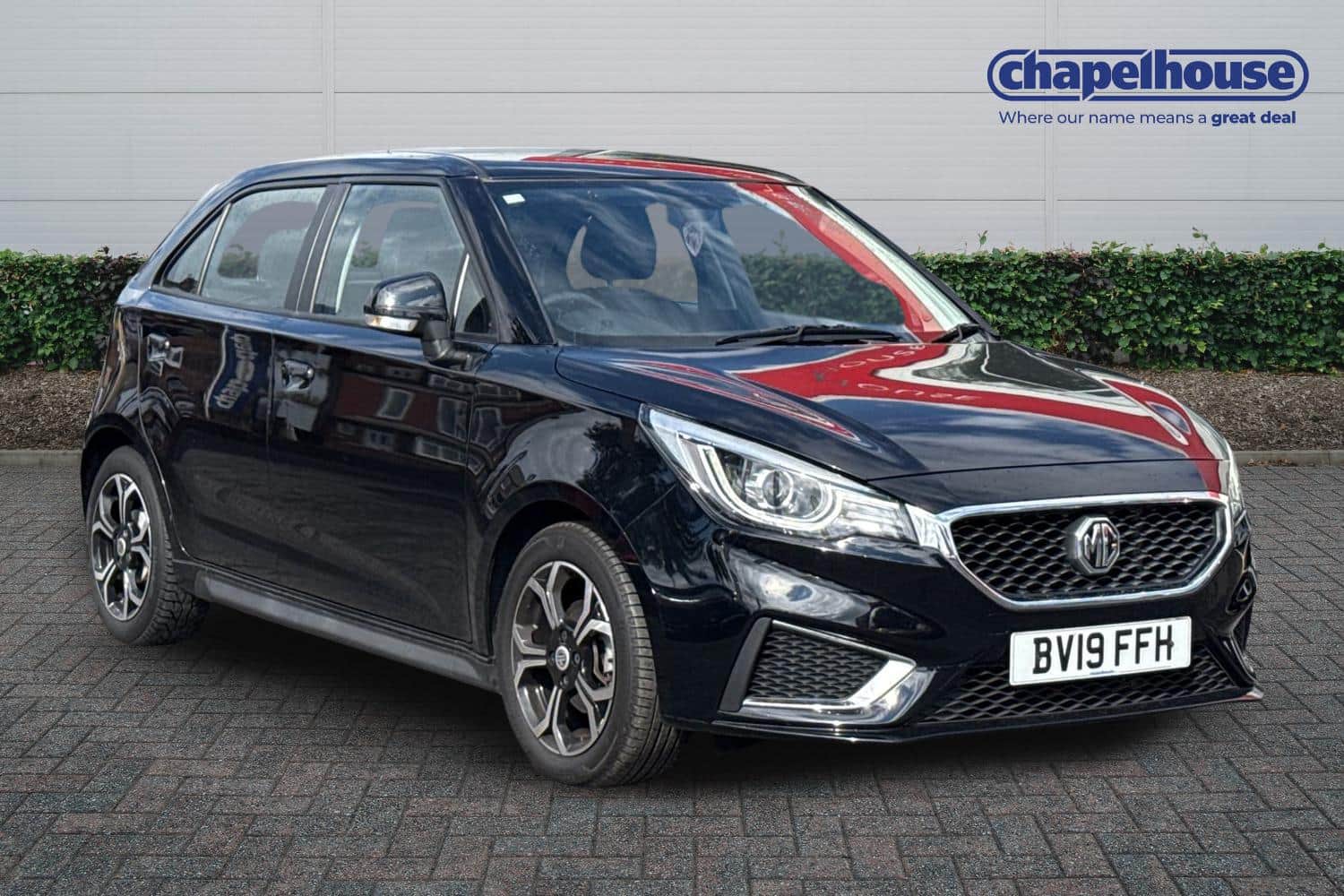 2019 MG 3