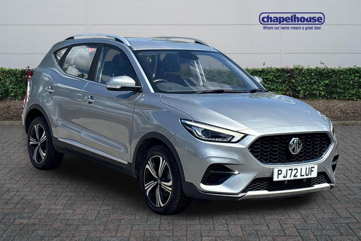 2022 MG ZS