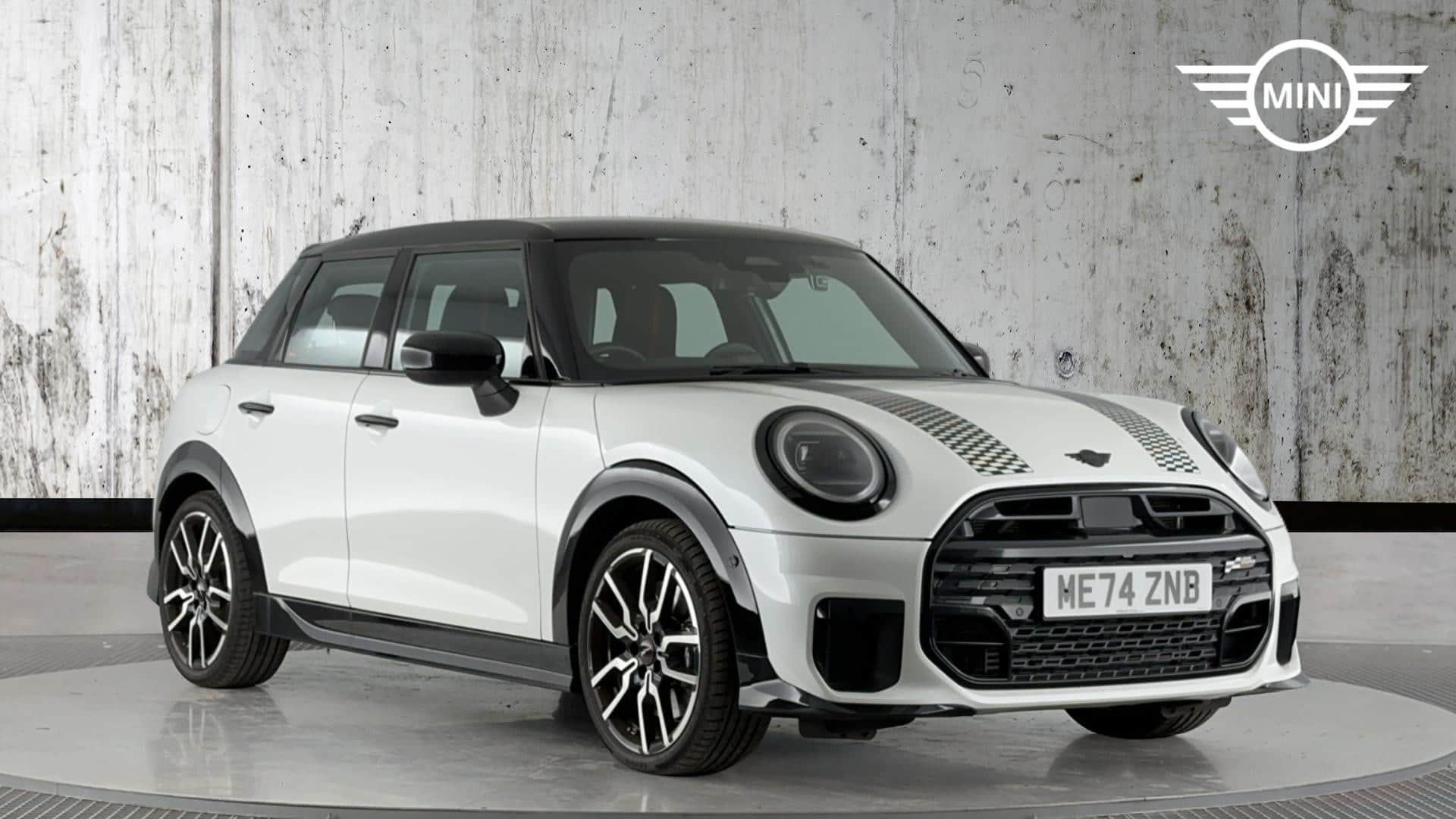 2024 MINI 5-Door Hatch
