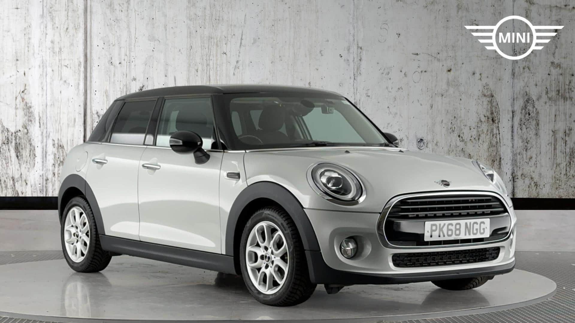2018 MINI 5-Door Hatch
