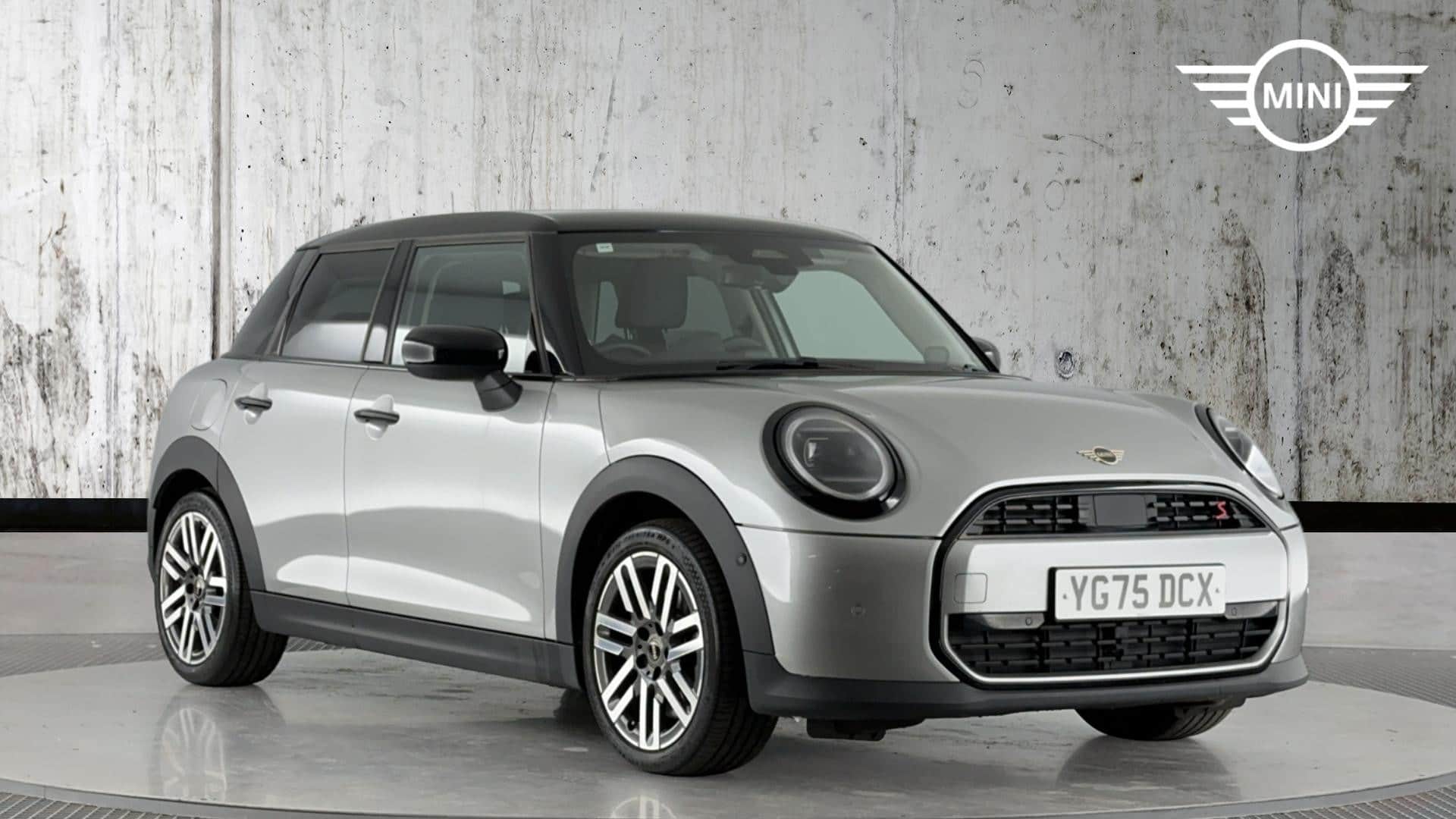 2025 MINI 5-Door Hatch