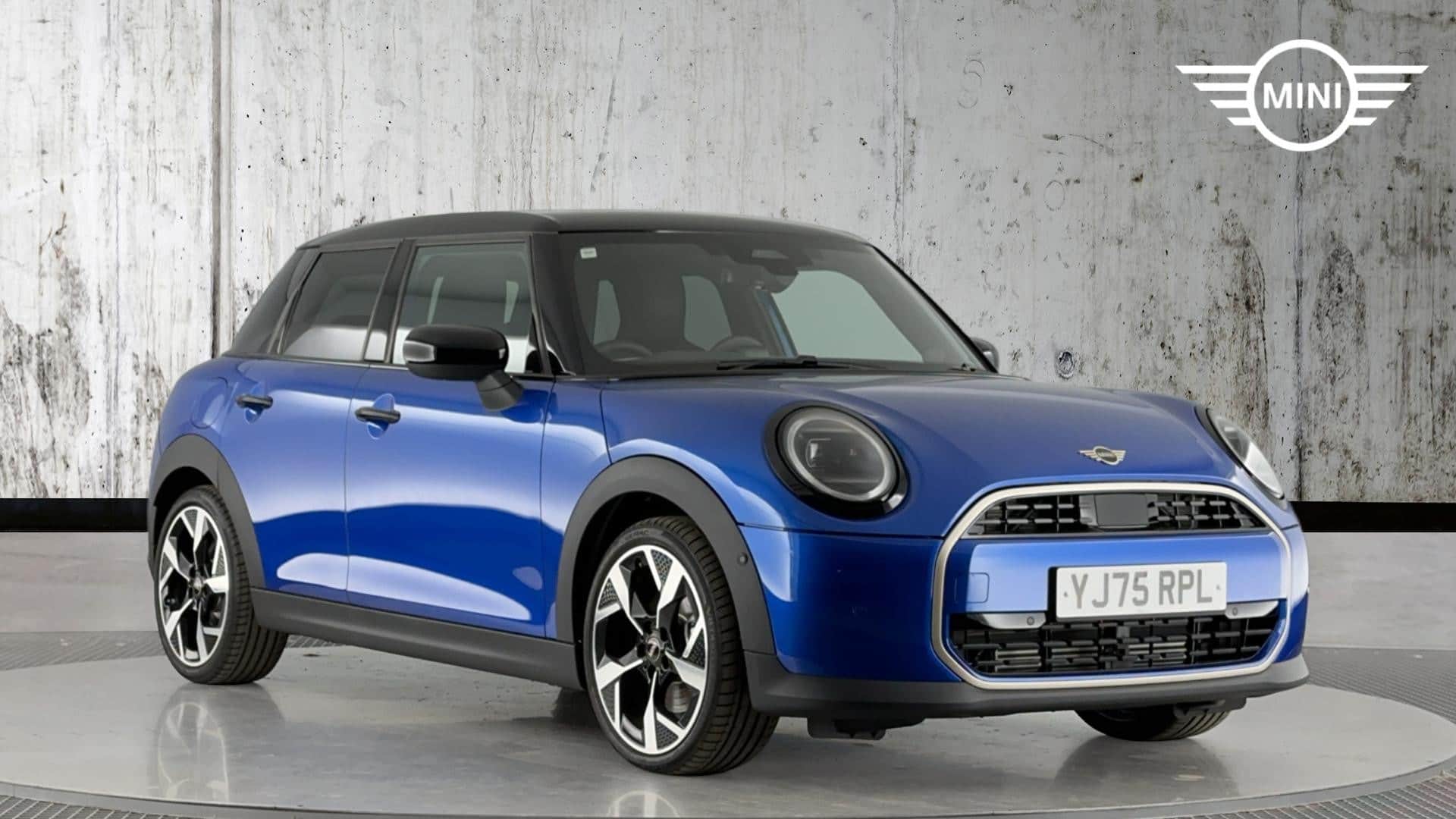 2026 MINI 5-Door Hatch