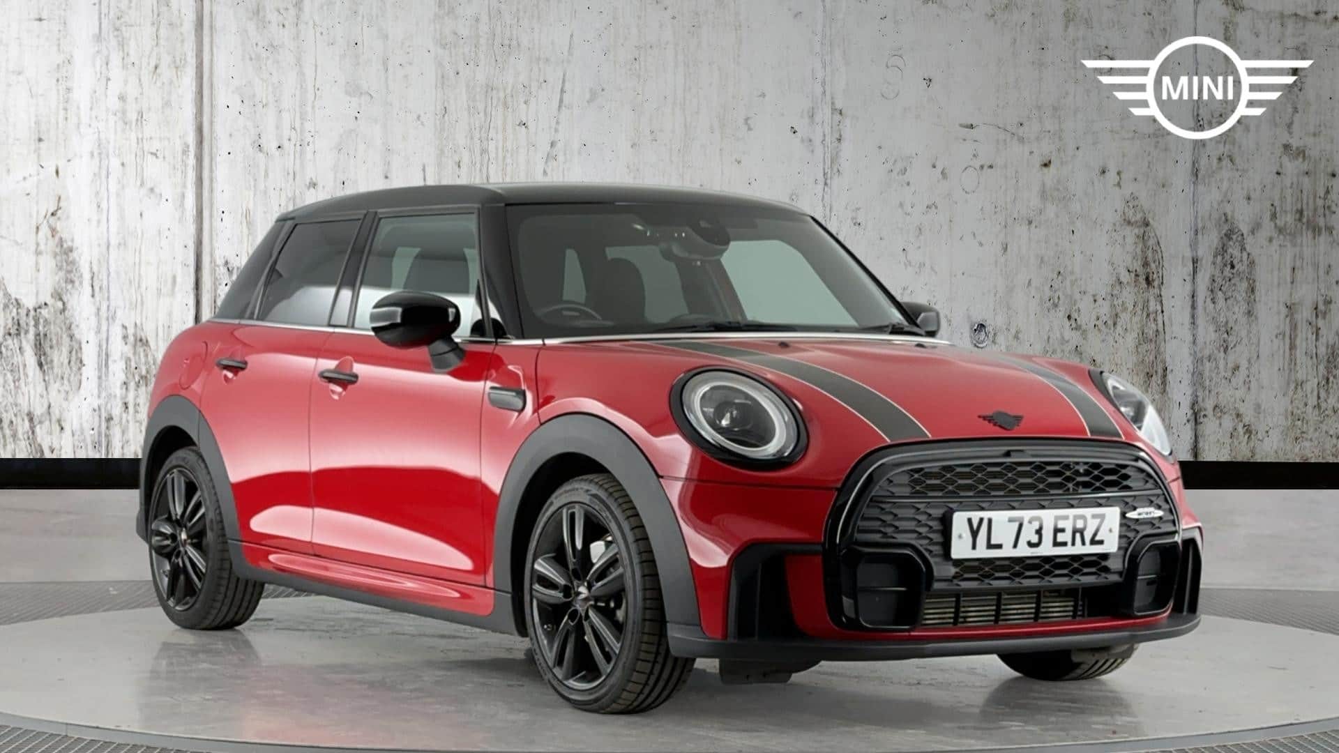 2023 MINI 5-Door Hatch