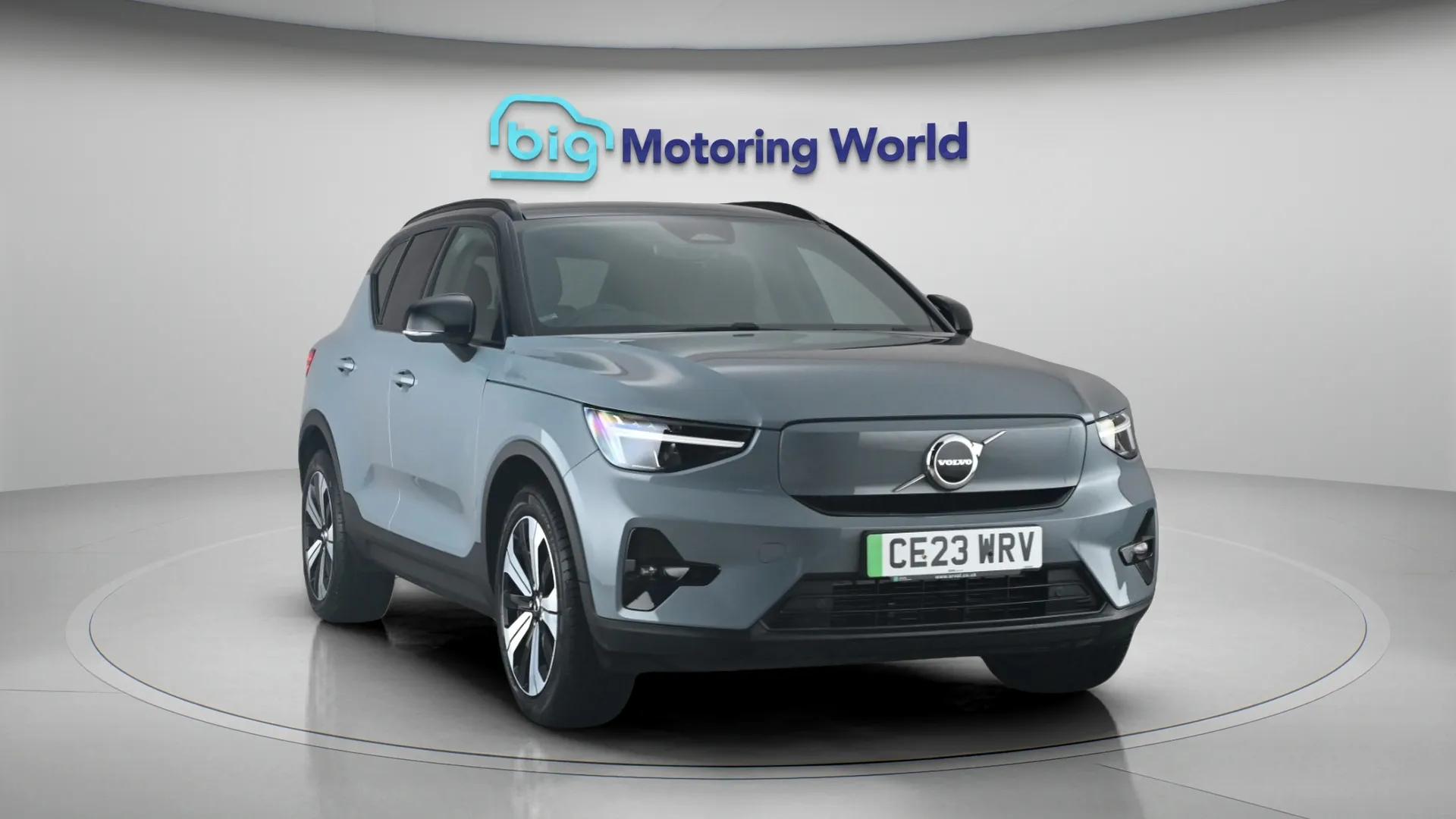 2023 Volvo XC40