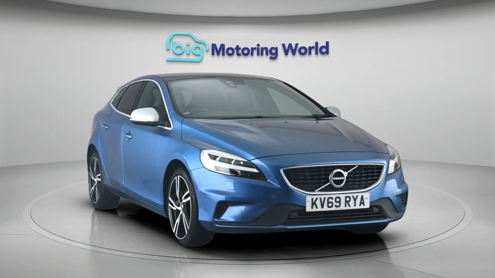 2019 Volvo V40
