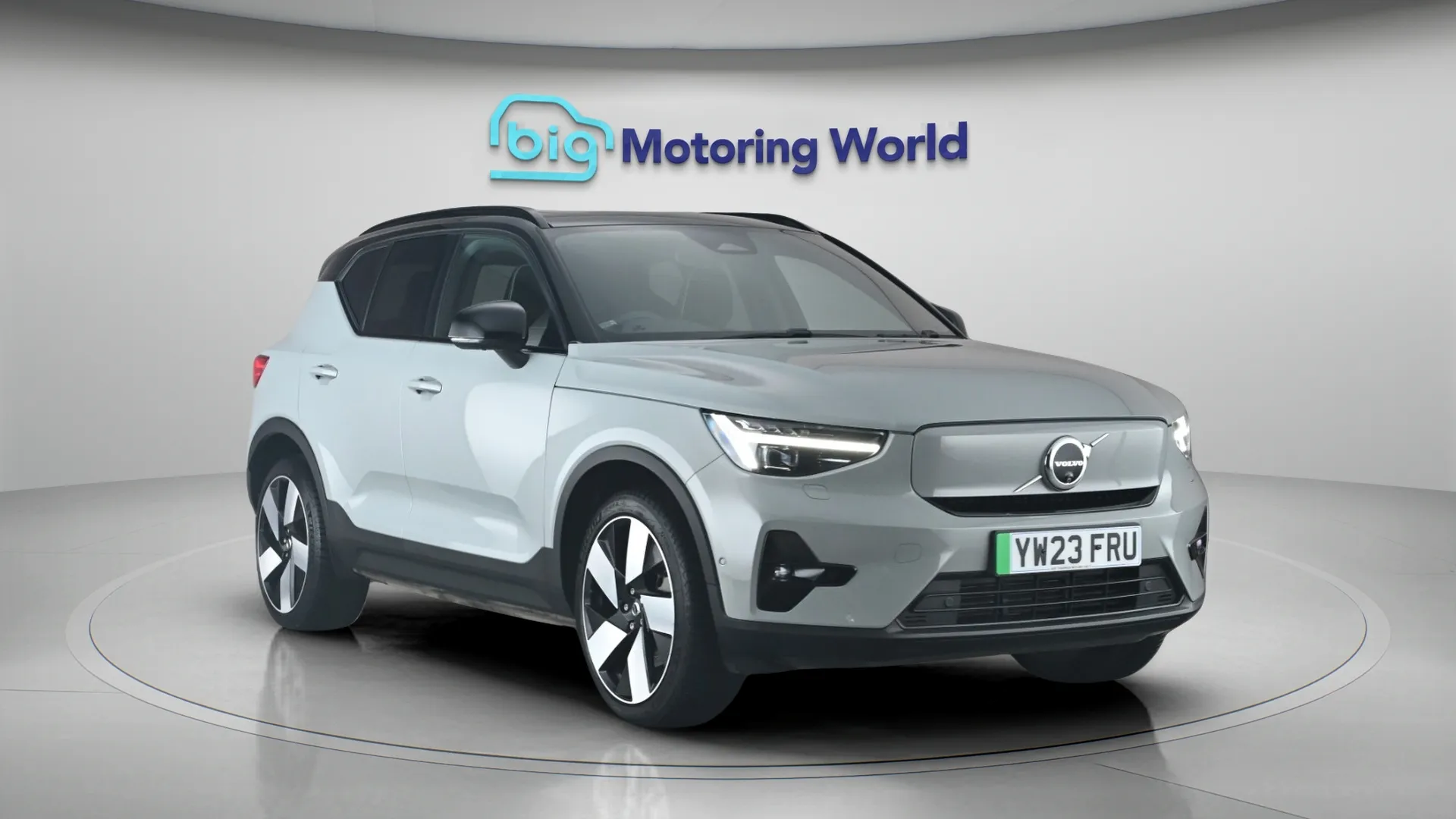 2023 Volvo XC40