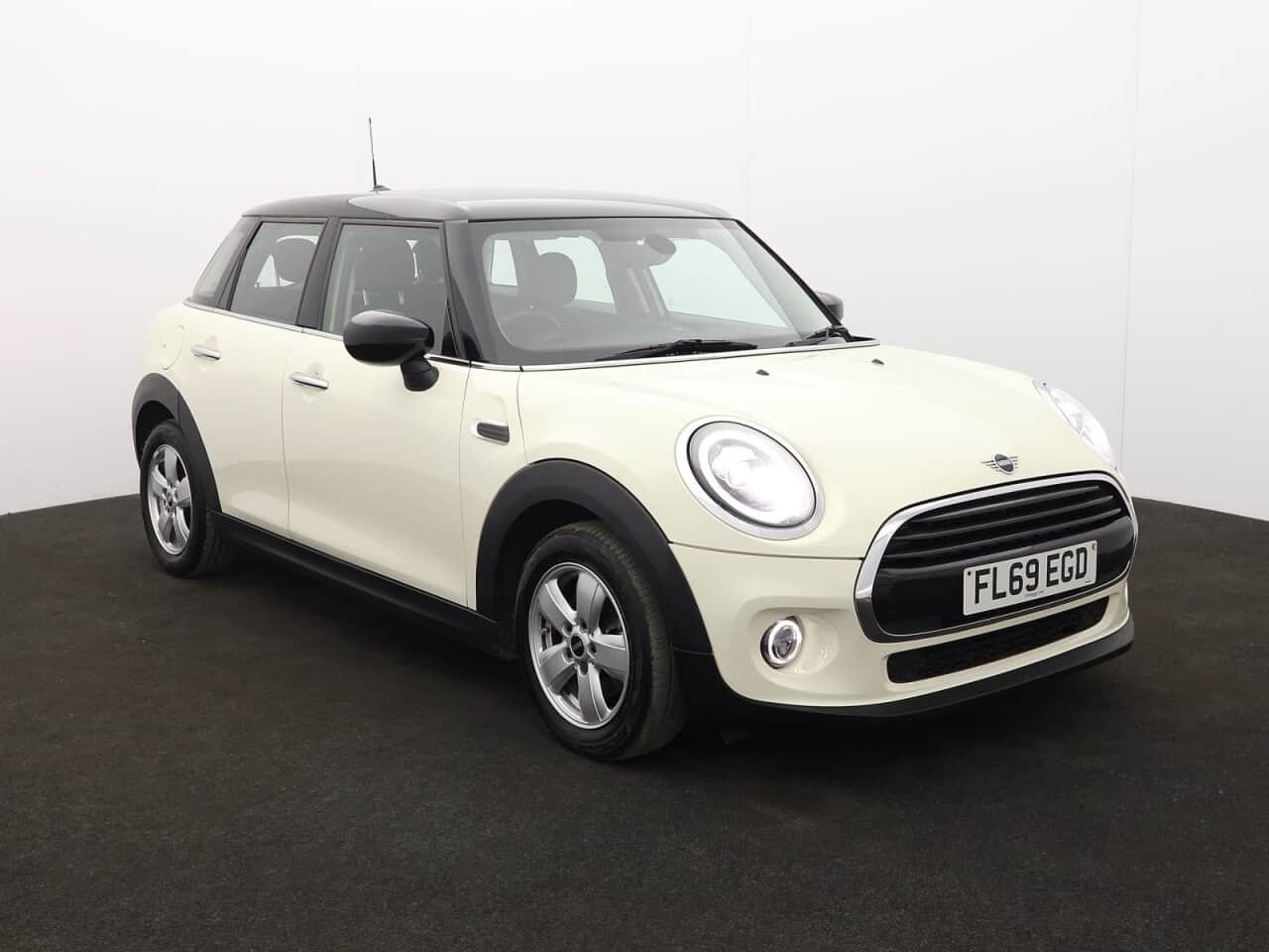 2019 MINI Hatch