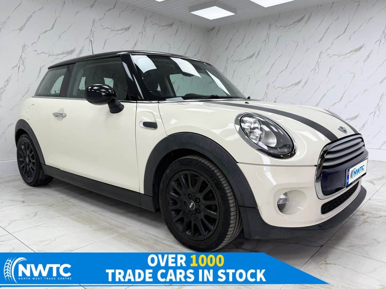 2015 MINI Hatch
