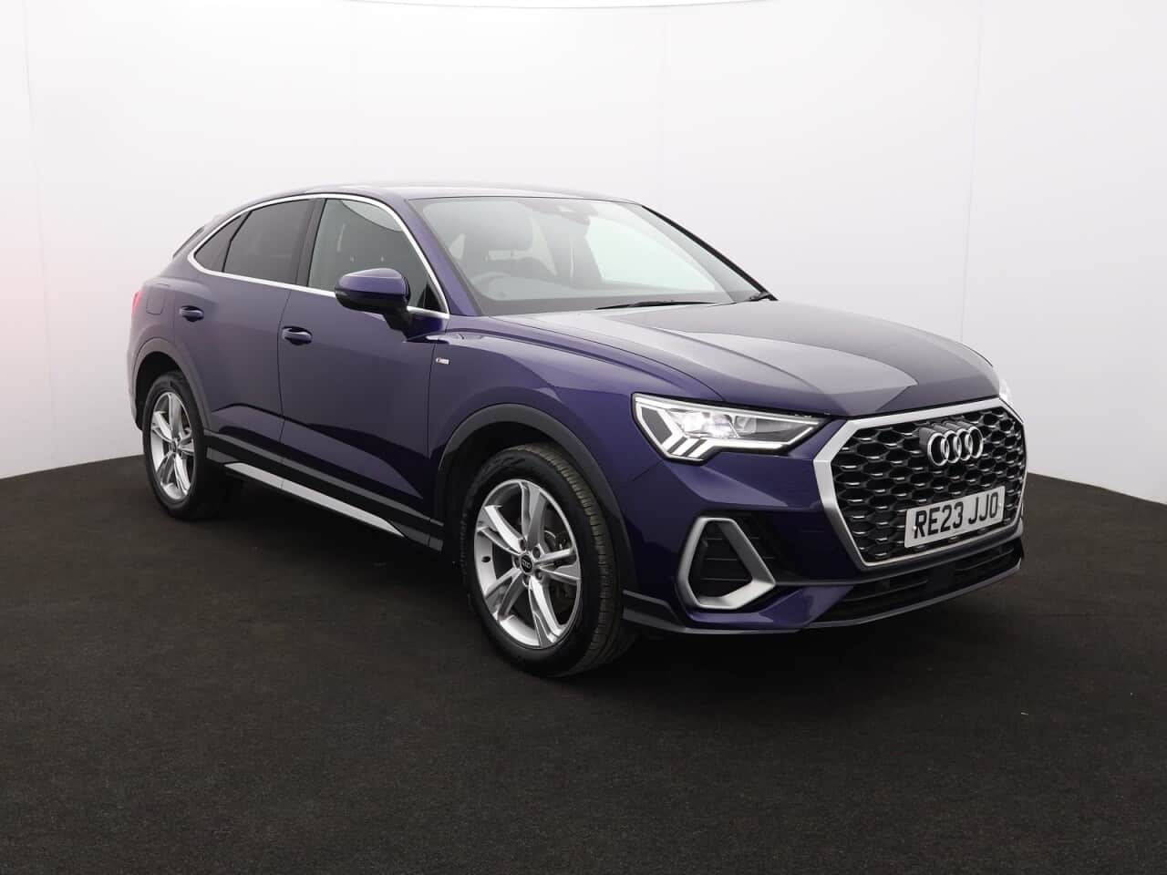 2023 Audi Q3