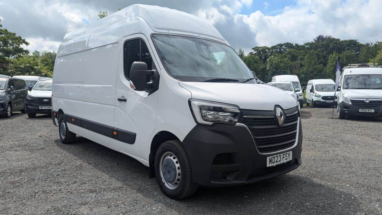 2023 Renault Master