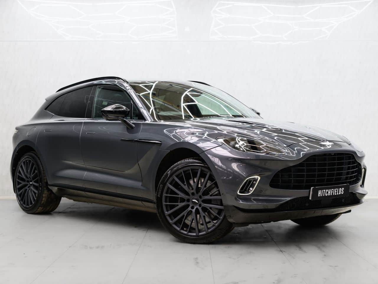 2023 Aston Martin Dbx
