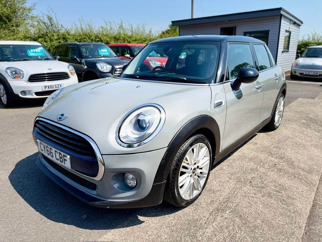 2016 MINI Hatch