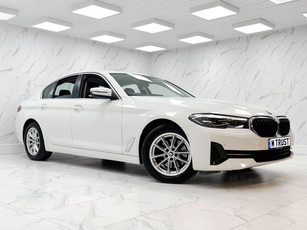 2022 BMW 5 Series
