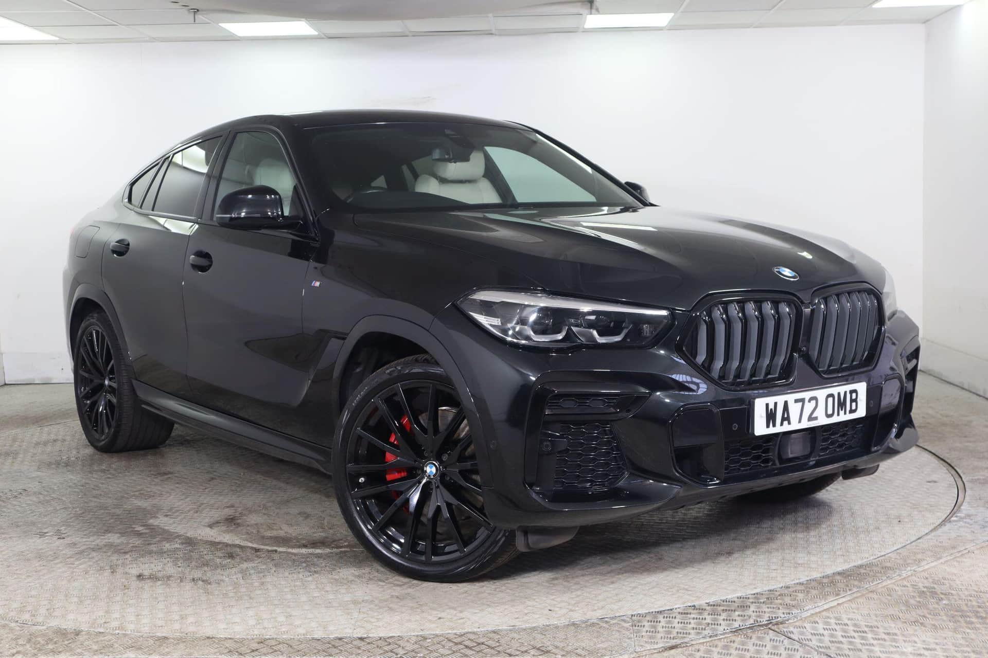 2022 BMW X6