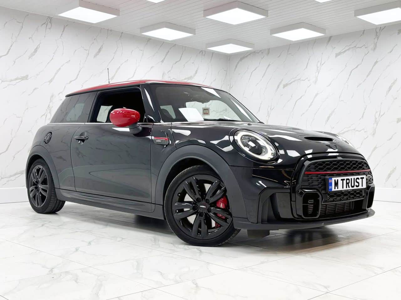 2022 MINI Hatch