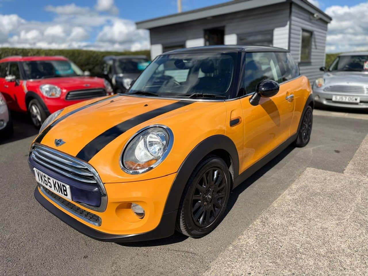 2015 MINI Hatch