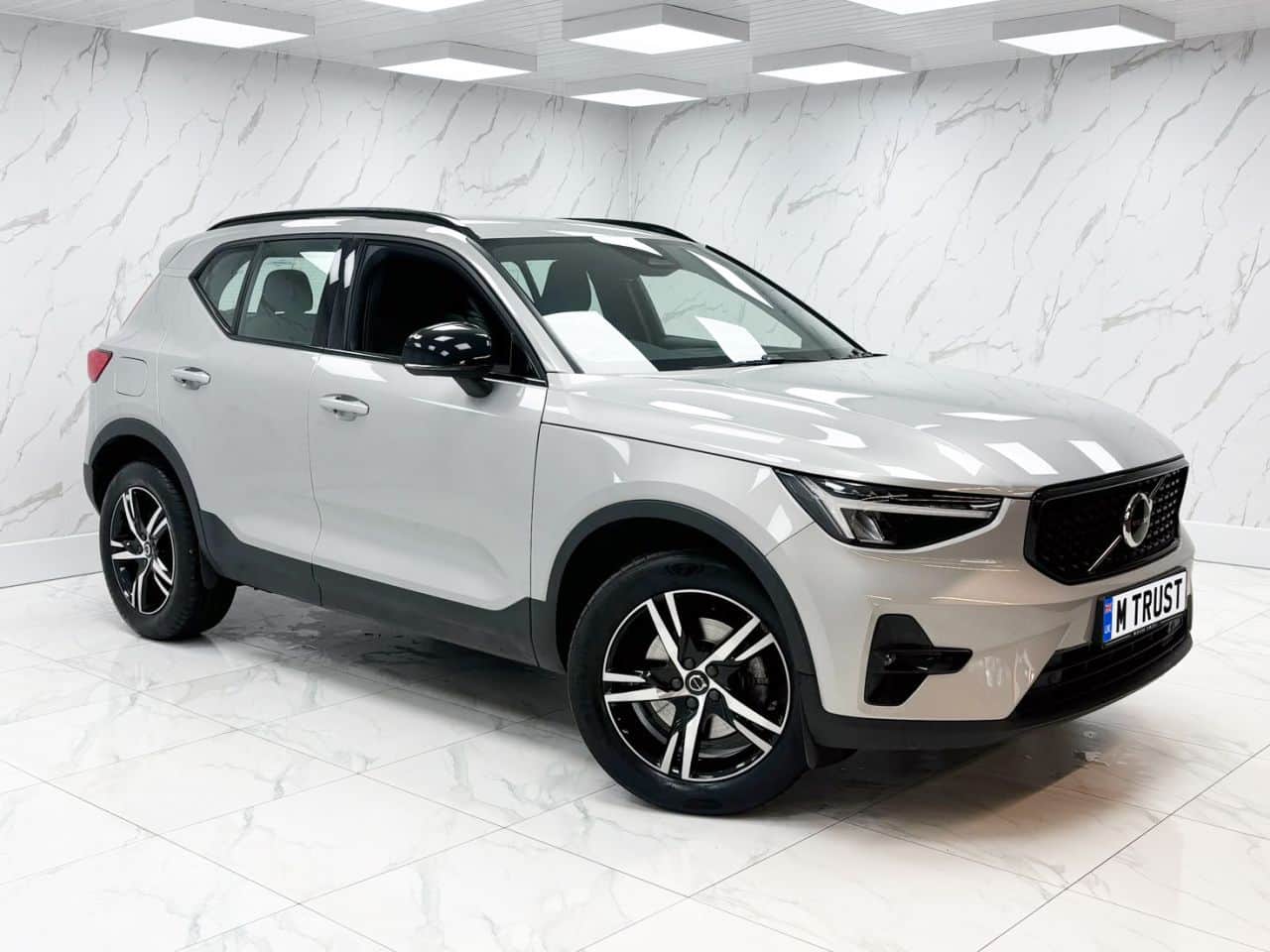 2022 Volvo Xc40