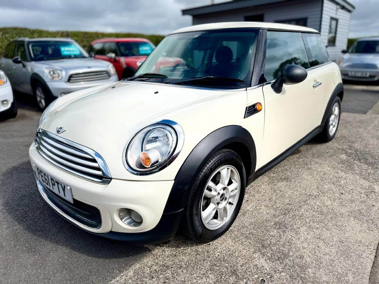 2011 MINI Hatch