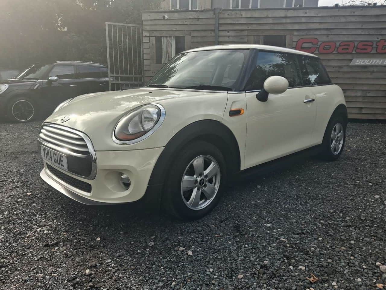2014 MINI Hatch