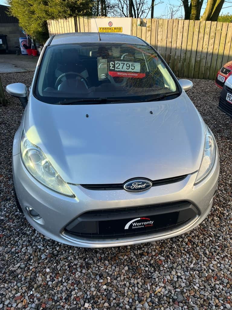 2010 FORD FIESTA