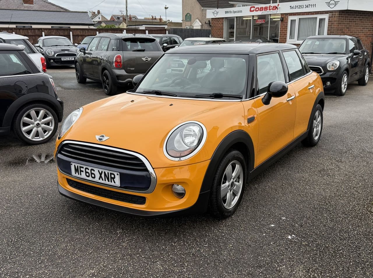 2016 MINI Hatch