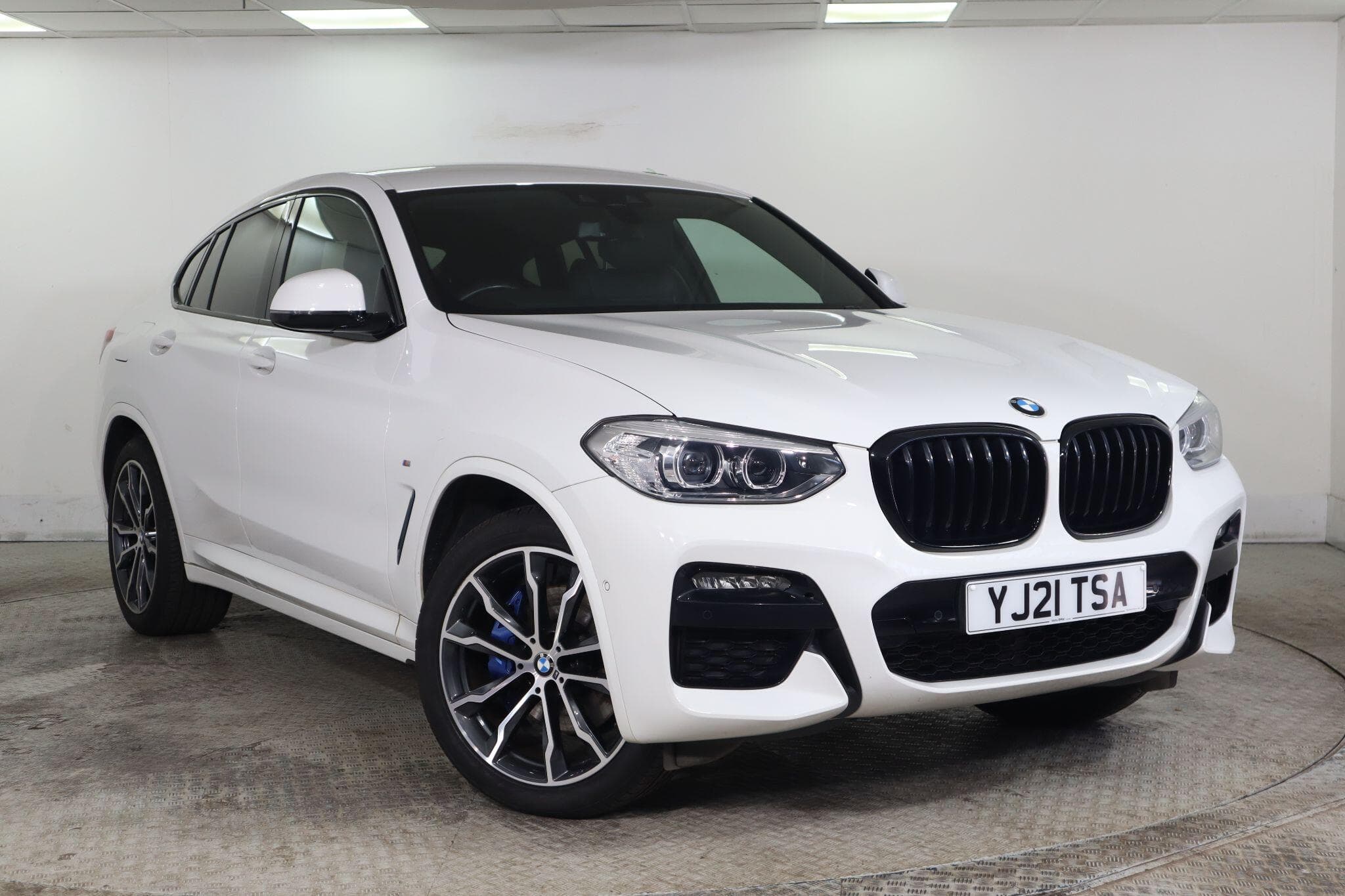 2021 BMW X4
